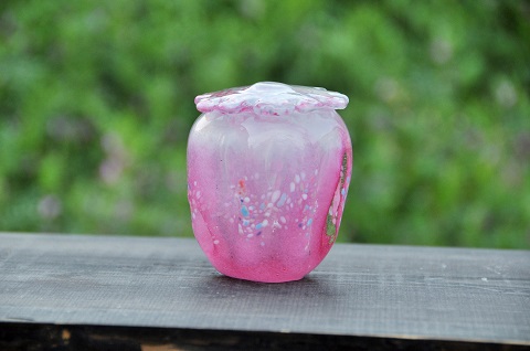 手元供養ガラス骨壷（骨壺）　　[桃の花]の商品画像